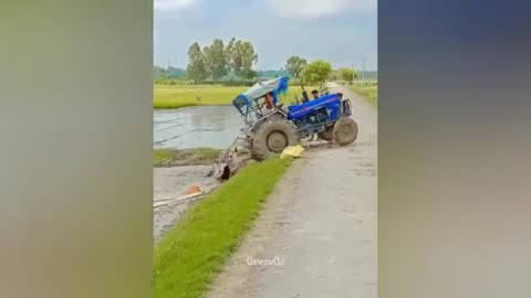 Total_Idiots_At_Work_%238___Funny_Work_Fails_Video_Compilation_2023_