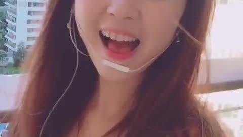 美女热舞让你感受极致视听盛宴