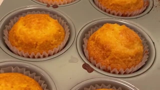 Cornbread cupcakes 😳