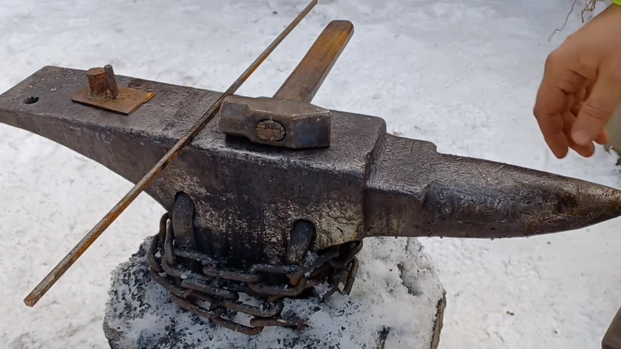 How to Forge Tools: No Forge Weld Fire Poker