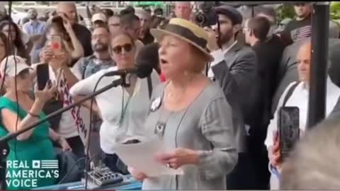 Holocaust Survivor Comparison ⚕☠