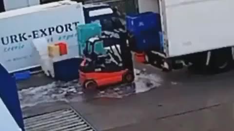 Forklift Fail