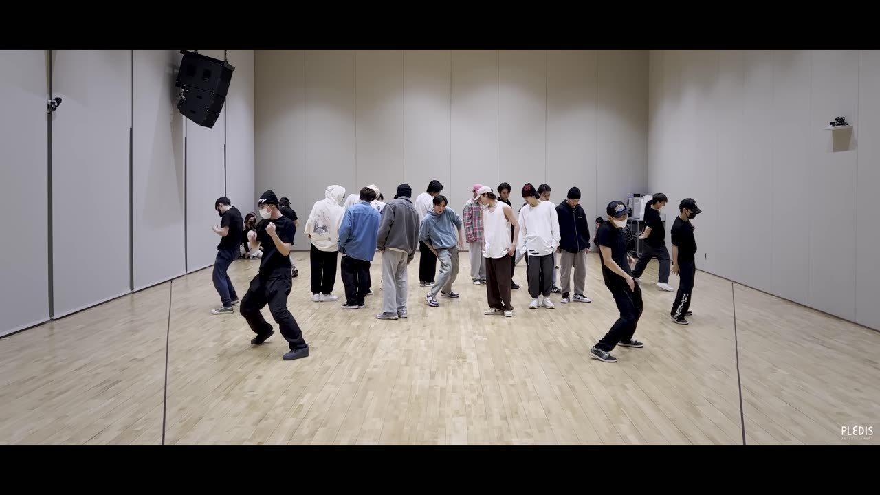 [Choreography_Video]_SEVENTEEN(세븐틴)_-_DON_QUIXOTE(2160p)