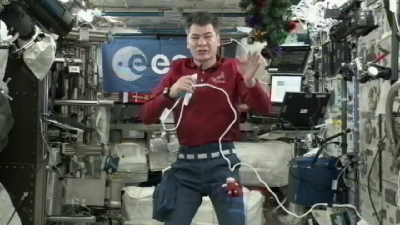 ESA Astronaut Nespoli _Parla Con_ Italian TV