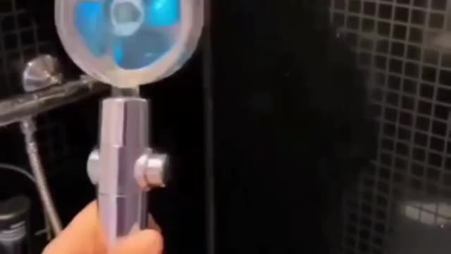 Satisfying Water Shower!!