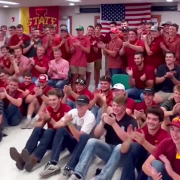 il Donaldo Trumpo -ALPHA GAMMA RHO SHOWING LOVE!!!