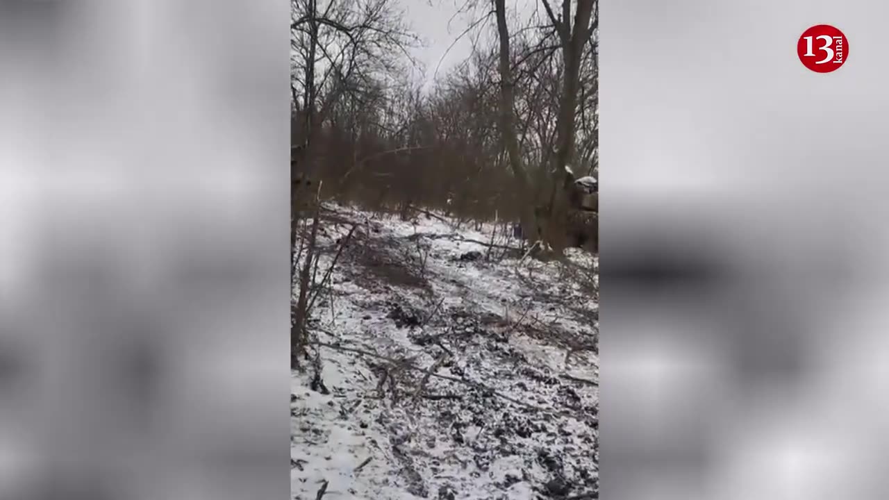 Ukayna fighters who are preparing for a counterattack with infantry and tanks near Bakhmut