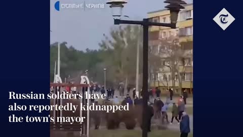 Russian forces 'fire shots into the air and throw stun grenades' at Slavutych protesters