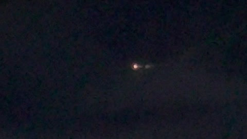 Flying Fireball Streaks Over Milwaukee Sky