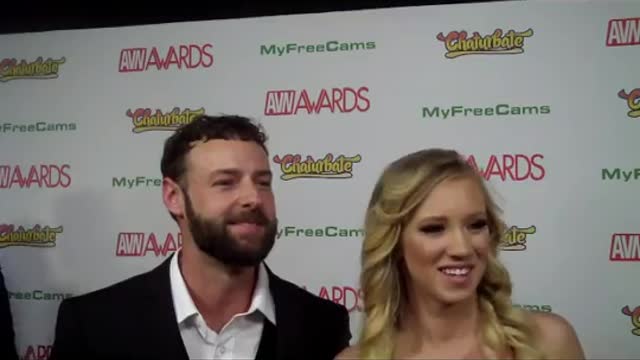 PORN Justin Sane & Baily Brook w- Jiggy Jaguar AVN 2017 (1)