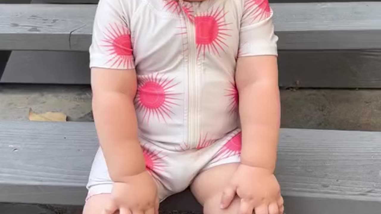 Where are you your eyes - babies funny videos