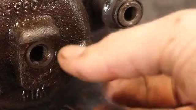 Disassembly of auto repair accessories