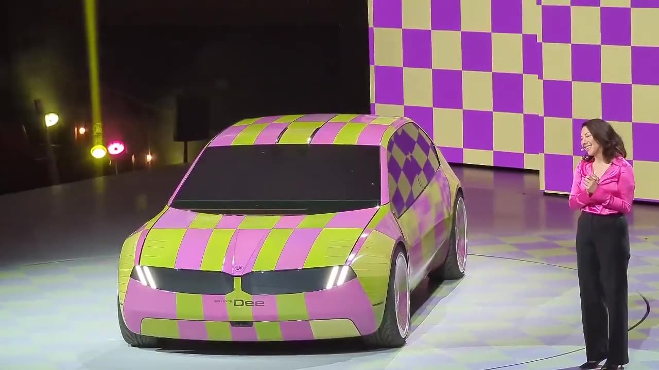 BMW Announce The world's FIRST fully color-changing car