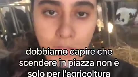 Protesta Agricoltori Italiani: Una ragazza invita il popolo a scendere in piazza