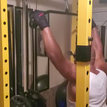 Me doing lat pulldown