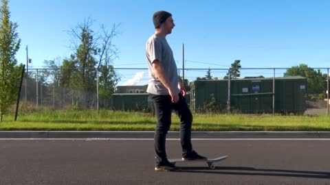 How to Skateboard for Beginners | Footing, Pushing, Stopping, Turning, Cracks & Curbs | Tactics