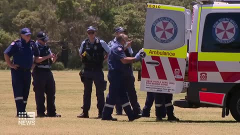 Fisherman dies after being swept off rocks on Sydney's northern beaches | 9 News Australia