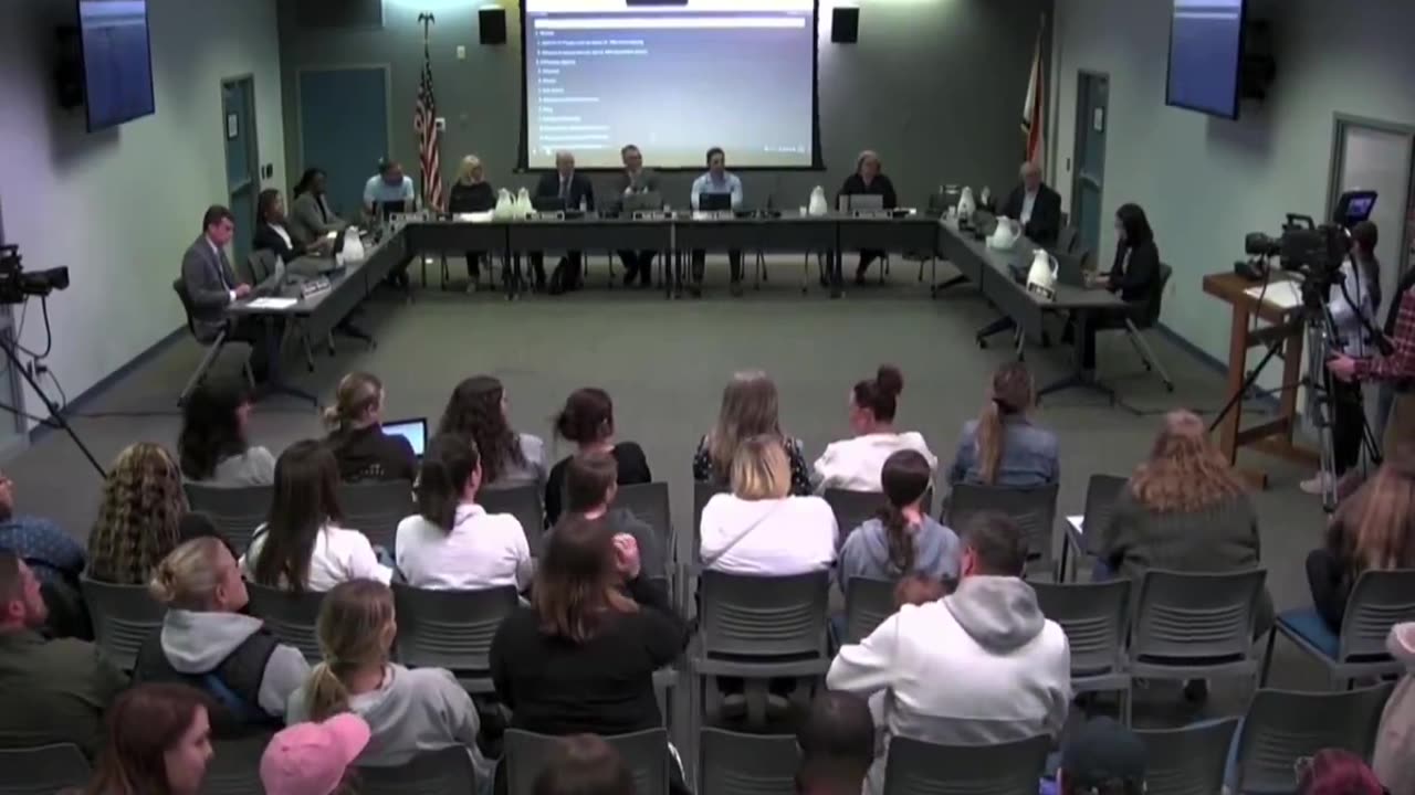 12 Y/O Girl Adresses School Board About "Hit List"