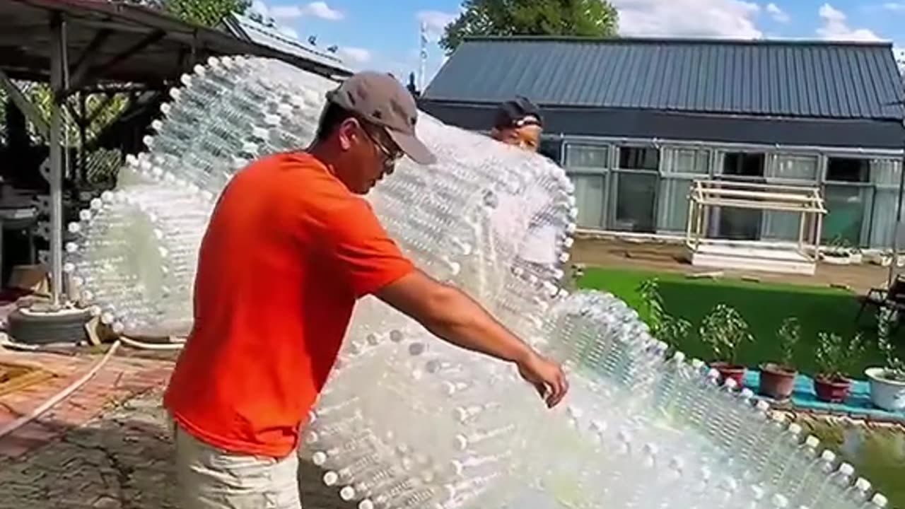 Recycling Bottles 💧 🚢