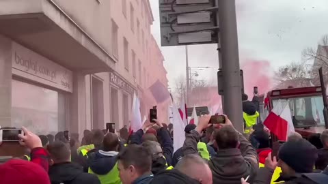 ROLNICY SĄ POSZUKIWANI ZA PROTEST WE WROCŁAWIU!