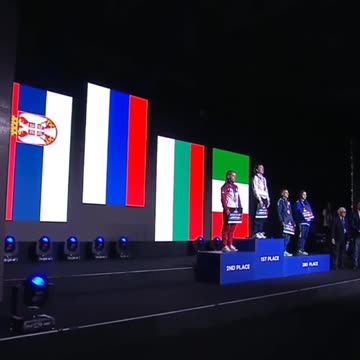 Durante la premiazione dell’atleta russa ai Campionati Europei di box.......