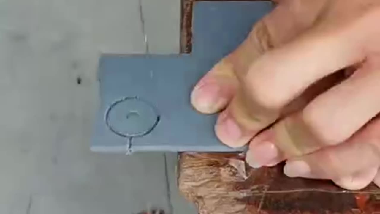 How much does it is the average height for the hotel 🛍️🛍️ to come over and watch