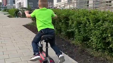 Funny kid and angry dad 😅😂🤣