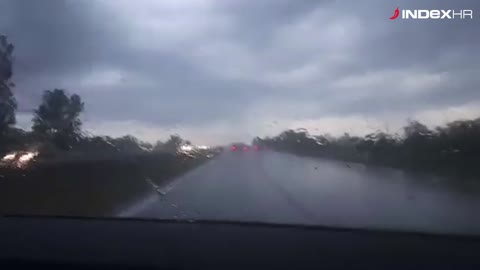 Kiša na autocesti prema Zagrebu