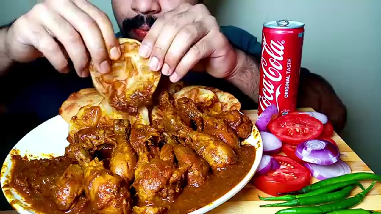 Asmr eating spicy chicken curry, eating spicy chicken leg piece