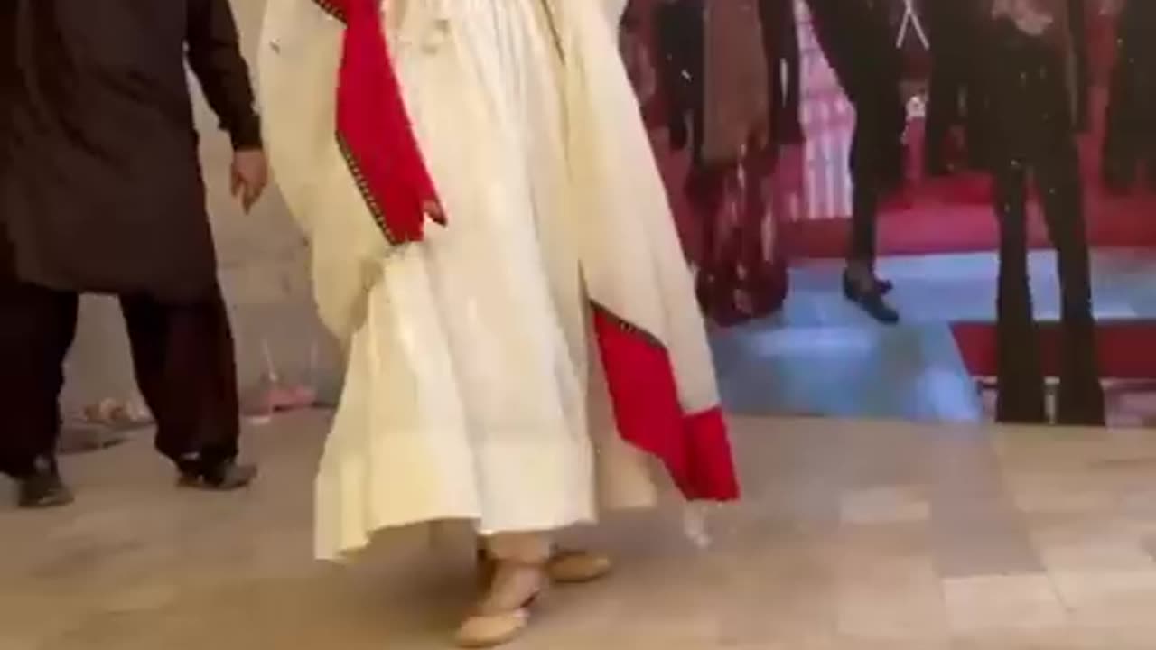 Neelam Muneer viral Dance🔥 #shorts