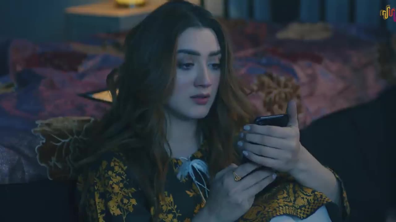 Qadar Jani Na | Sarmad Qadeer | Momina Iqbal | Hashir Anwar| Official Video