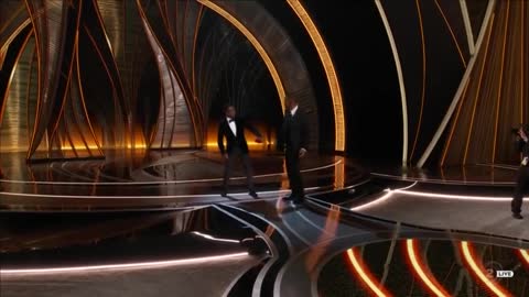 Oscars moments- Will Smith SMACKS Chris Rock