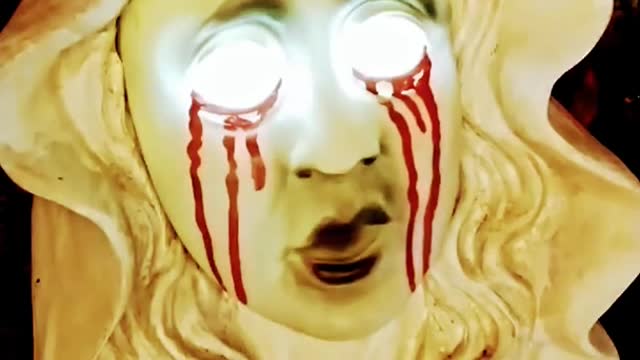 Lady stigmata