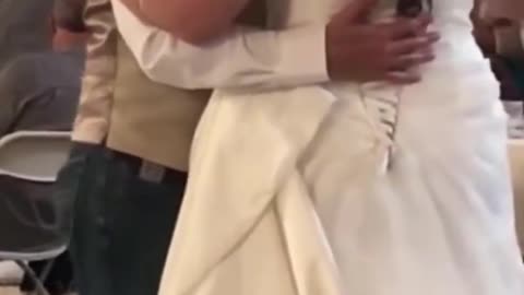 Wedding fails. Try not to laugh