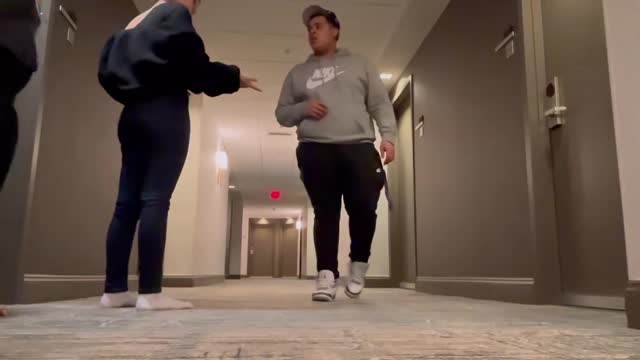 Guy Pulls Master Level Ding Dong Ditching Moves