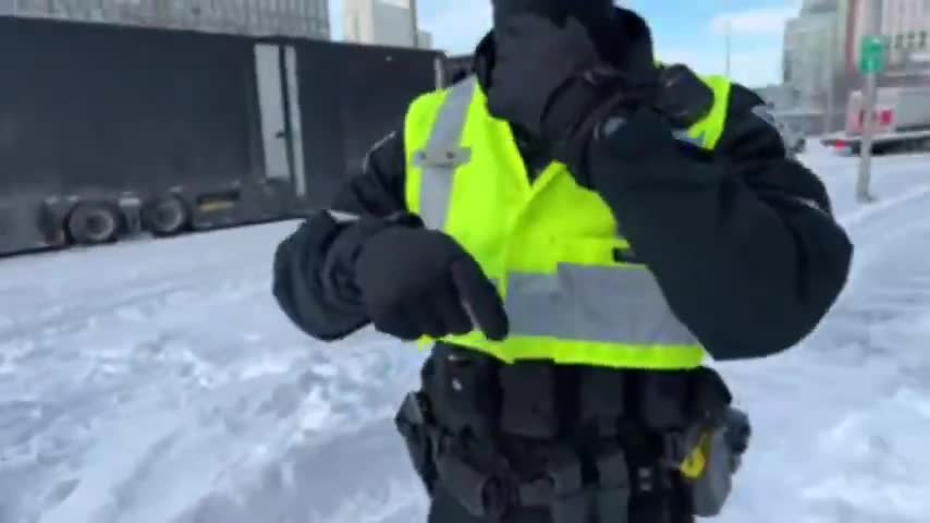 Livestreamer arrested while streaming in Ottawa