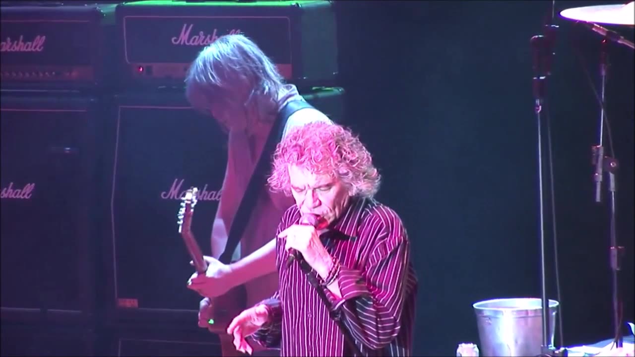 Nazareth - The Gathering (Live in Curitiba, Brazil 2008) Audience