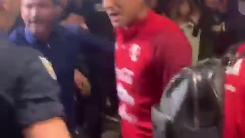 Una riña entre la policía española y los jugadores peruanos