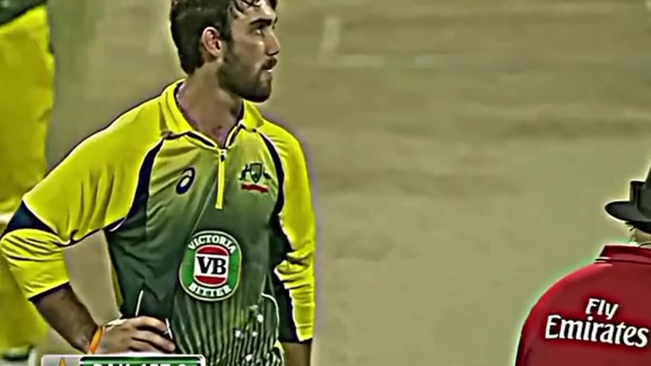 Pakistan vs Australia Sixes😲