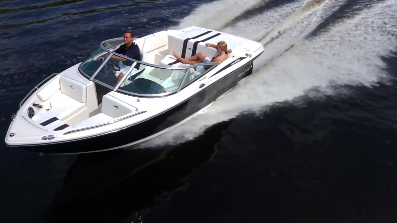 boat_chase_ii_free_stock_video