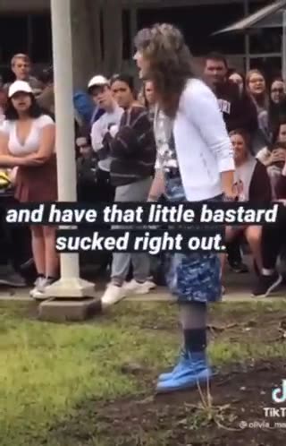 Μίσος για τα έμβρυα… “Πηγαίνετε στην κλινική άμβλωσης και τραβήξτε το μικρό μπ@@@δο έξω”