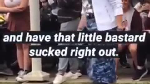 Μίσος για τα έμβρυα… “Πηγαίνετε στην κλινική άμβλωσης και τραβήξτε το μικρό μπ@@@δο έξω”