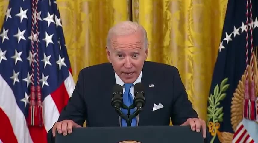 Biden vows "to ban assault weapons"