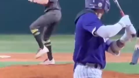 Baseball move play