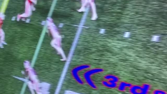 Holy moly Josh Allen is passing it to McKenzie