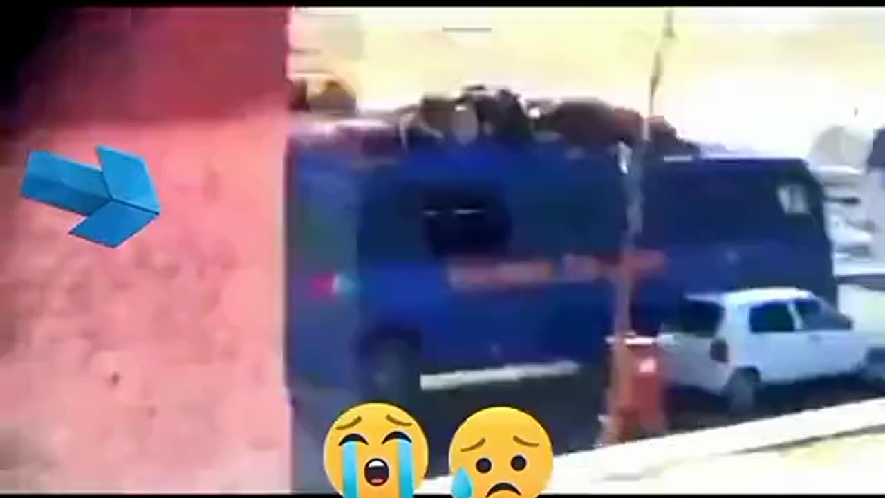 Bus Cross