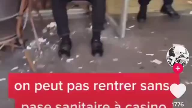 Grigny, ont ne peut pas rentrer sans pass sanitaire