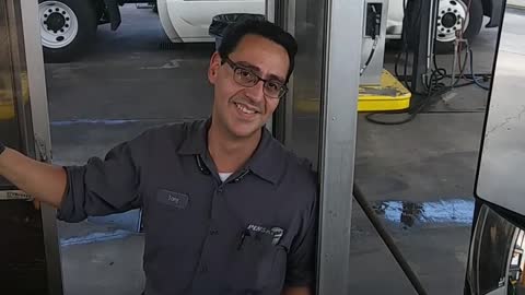 VERIZON GUY NOW WORKS AT PENSKE