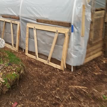 Pallet Pig Pen