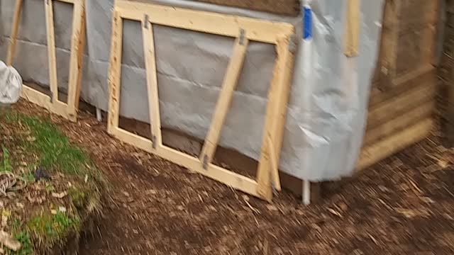 Pallet Pig Pen